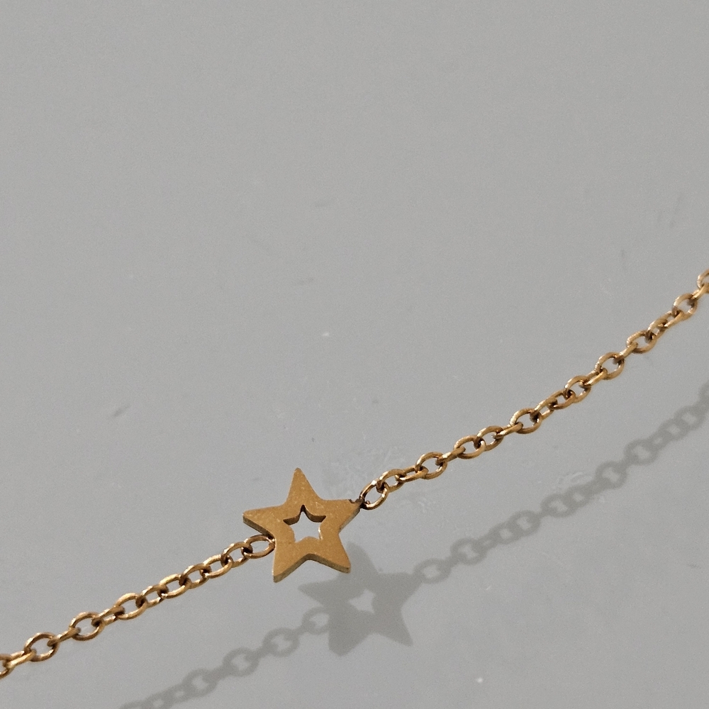 Paper Airplane Necklace - Picture 5 of 12